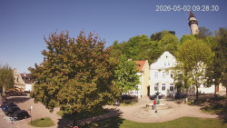 Náměstí, Hrad a Trůba