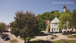 Náměstí, Hrad a Trůba
