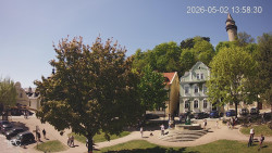 Náměstí, Hrad a Trůba