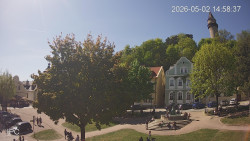 Náměstí, Hrad a Trůba