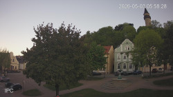 Náměstí, Hrad a Trůba