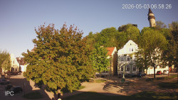 Náměstí, Hrad a Trůba