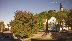 Náměstí, Hrad a Trůba
