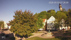 Náměstí, Hrad a Trůba