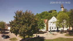 Náměstí, Hrad a Trůba