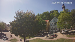 Náměstí, Hrad a Trůba