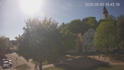 Náměstí, Hrad a Trůba
