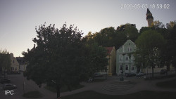 Náměstí, Hrad a Trůba