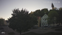 Náměstí, Hrad a Trůba
