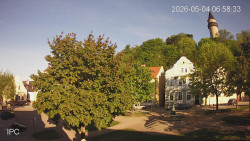 Náměstí, Hrad a Trůba