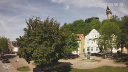 Náměstí, Hrad a Trůba