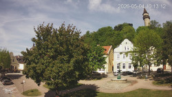 Náměstí, Hrad a Trůba