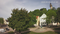 Náměstí, Hrad a Trůba