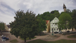 Náměstí, Hrad a Trůba