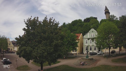 Náměstí, Hrad a Trůba