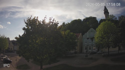 Náměstí, Hrad a Trůba