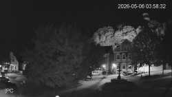Náměstí, Hrad a Trůba