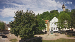 Náměstí, Hrad a Trůba
