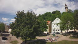 Náměstí, Hrad a Trůba
