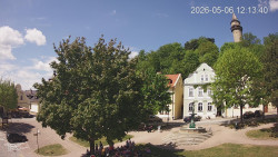 Náměstí, Hrad a Trůba