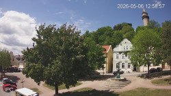 Náměstí, Hrad a Trůba