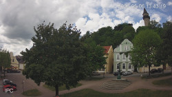 Náměstí, Hrad a Trůba