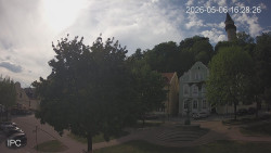 Náměstí, Hrad a Trůba