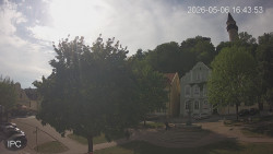 Náměstí, Hrad a Trůba