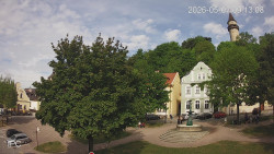 Náměstí, Hrad a Trůba