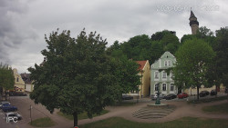 Náměstí, Hrad a Trůba