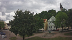 Náměstí, Hrad a Trůba