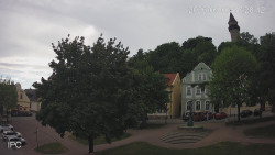 Náměstí, Hrad a Trůba