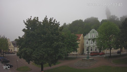 Náměstí, Hrad a Trůba