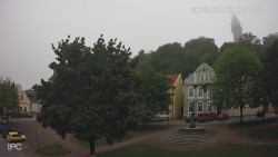Náměstí, Hrad a Trůba