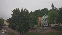 Náměstí, Hrad a Trůba