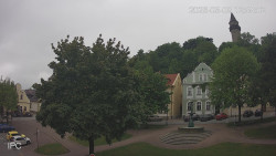 Náměstí, Hrad a Trůba