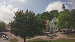 Náměstí, Hrad a Trůba