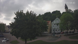 Náměstí, Hrad a Trůba