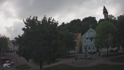 Náměstí, Hrad a Trůba