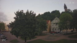 Náměstí, Hrad a Trůba