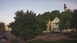 Náměstí, Hrad a Trůba