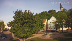 Náměstí, Hrad a Trůba