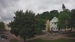 Náměstí, Hrad a Trůba