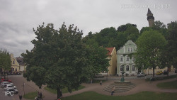 Náměstí, Hrad a Trůba