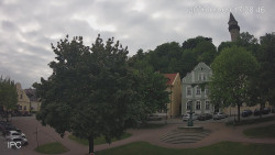 Náměstí, Hrad a Trůba