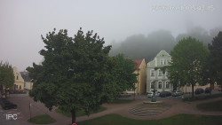 Náměstí, Hrad a Trůba
