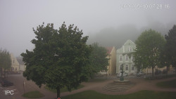 Náměstí, Hrad a Trůba