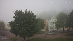 Náměstí, Hrad a Trůba