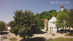 Náměstí, Hrad a Trůba