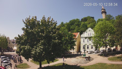 Náměstí, Hrad a Trůba